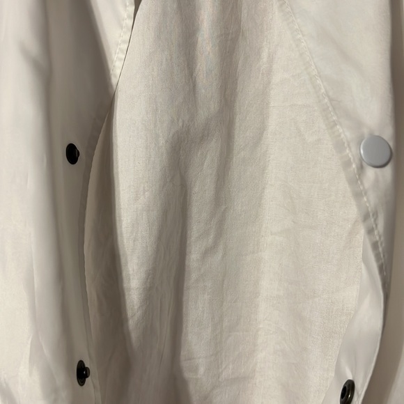 CHAMPION MENโs Wind Breaker Size 2XL. Nice and Clean Button Up, Light Weight. - Picture 5 of 5